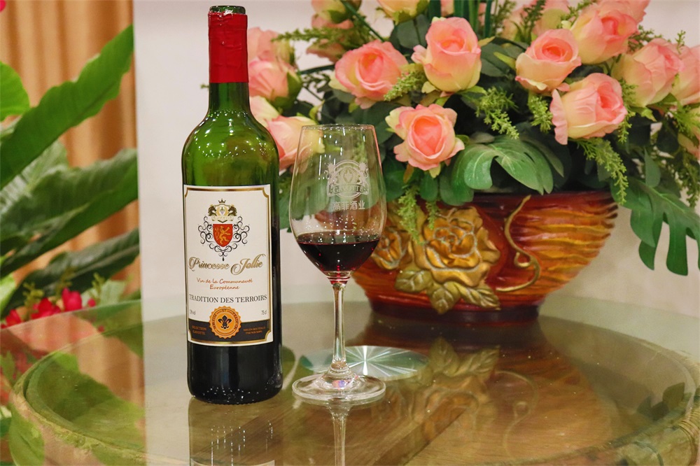 紅酒加盟招商生意有沒有市場(chǎng)