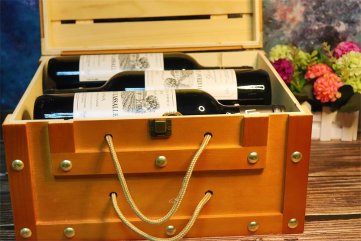 在昆明開(kāi)一家紅酒店要多少錢(qián)